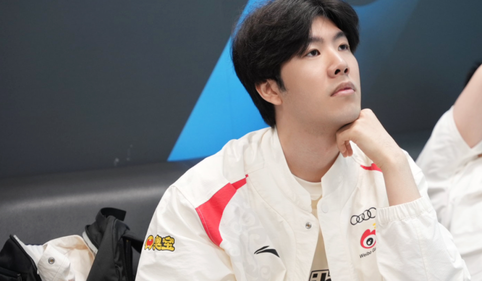 Rookie回归赛场，势不可挡首场状态亮眼，FPX观众沸腾！的简单介绍